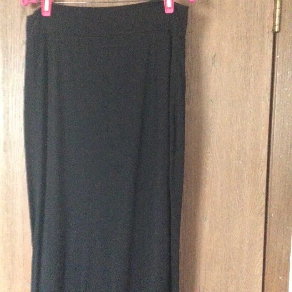Nuggles skirt